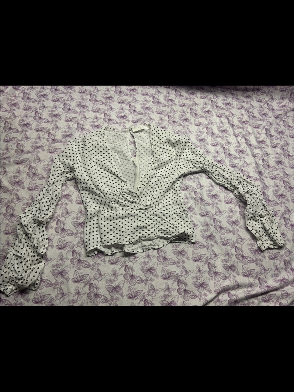 ✴️Astr White Wrap Blouse with Black Polka Dots